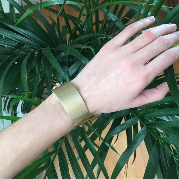 Free People Worn Gold Cuff Bracelet - Picture 3 of 8